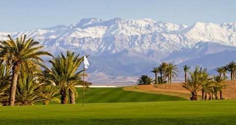 Golf de Marrakech, avec montagnes à l'arrière Golf Maroc (Vidas)